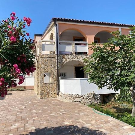 Apartmani Darija Vir Ngoại thất bức ảnh
