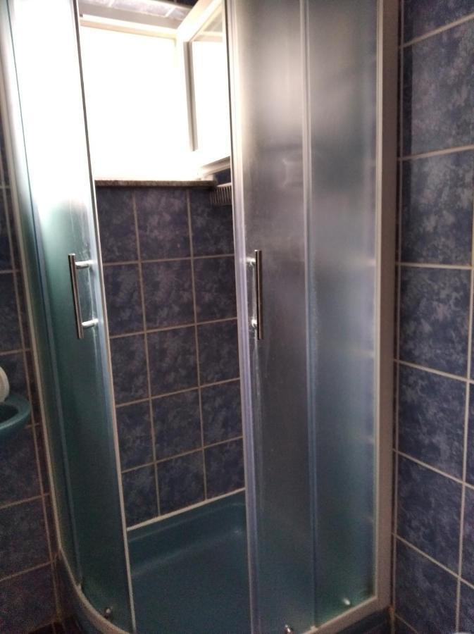 Apartmani Darija Vir Phòng bức ảnh