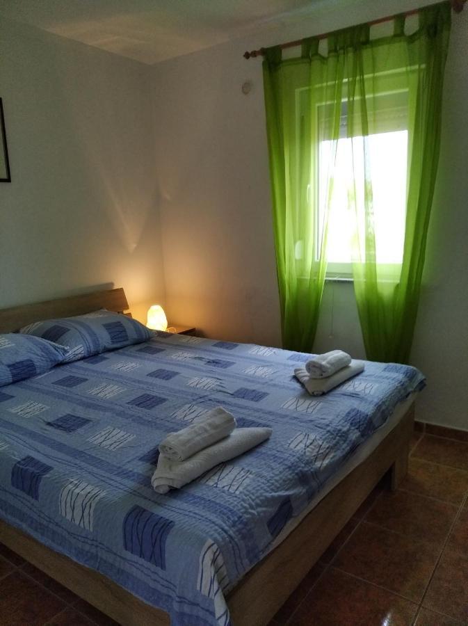Apartmani Darija Vir Phòng bức ảnh